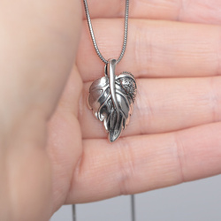 Srebrny naszyjnik LIŚĆ - SREBRO pr. 925