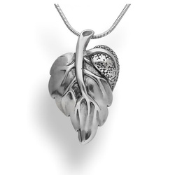 Srebrny naszyjnik LIŚĆ - SREBRO pr. 925